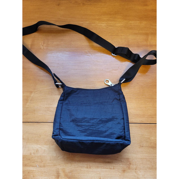 Baggallini Black Crossbody Purse - Picture 2 of 6